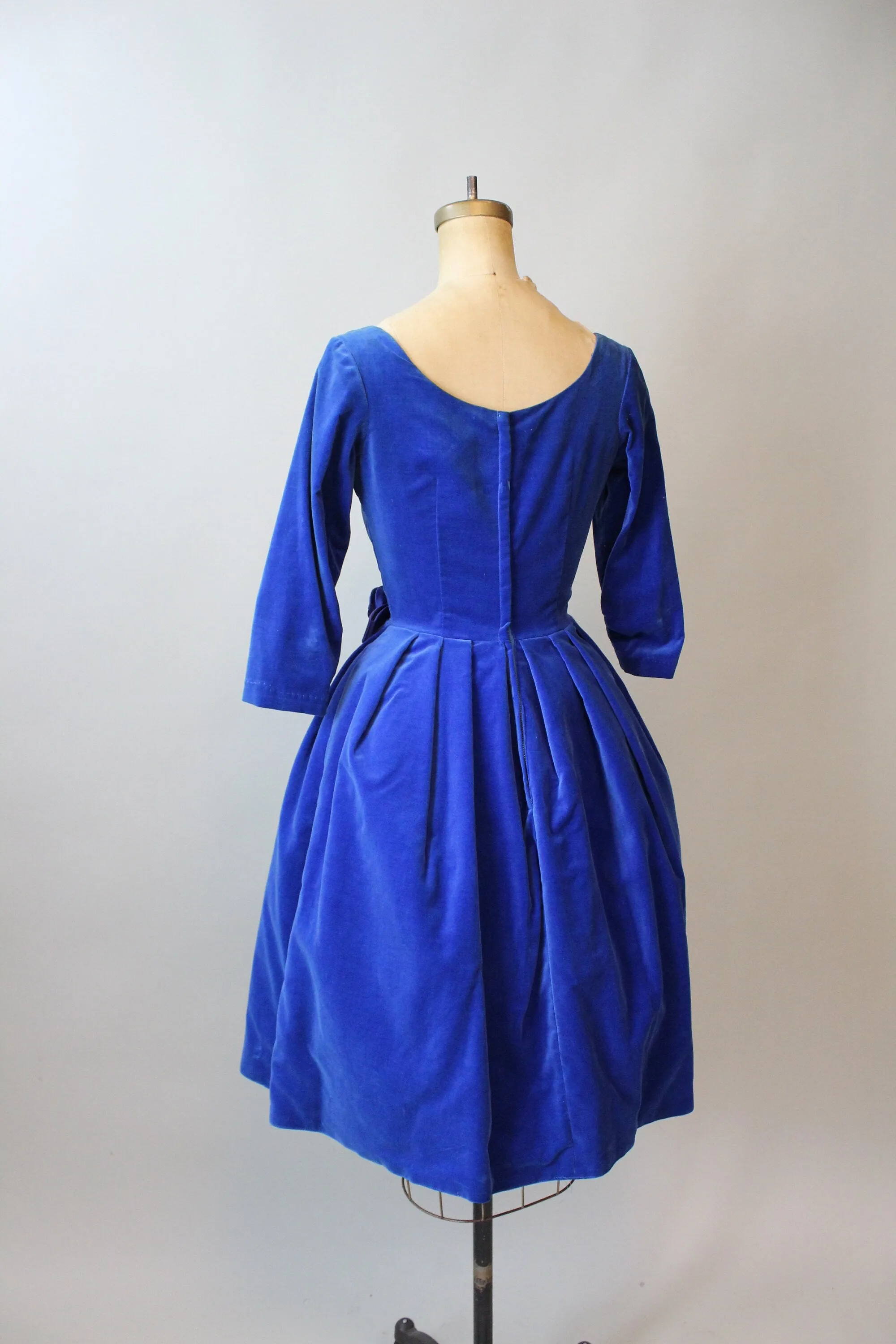 1950s COBALT velvet cocktail dress xs | new fall