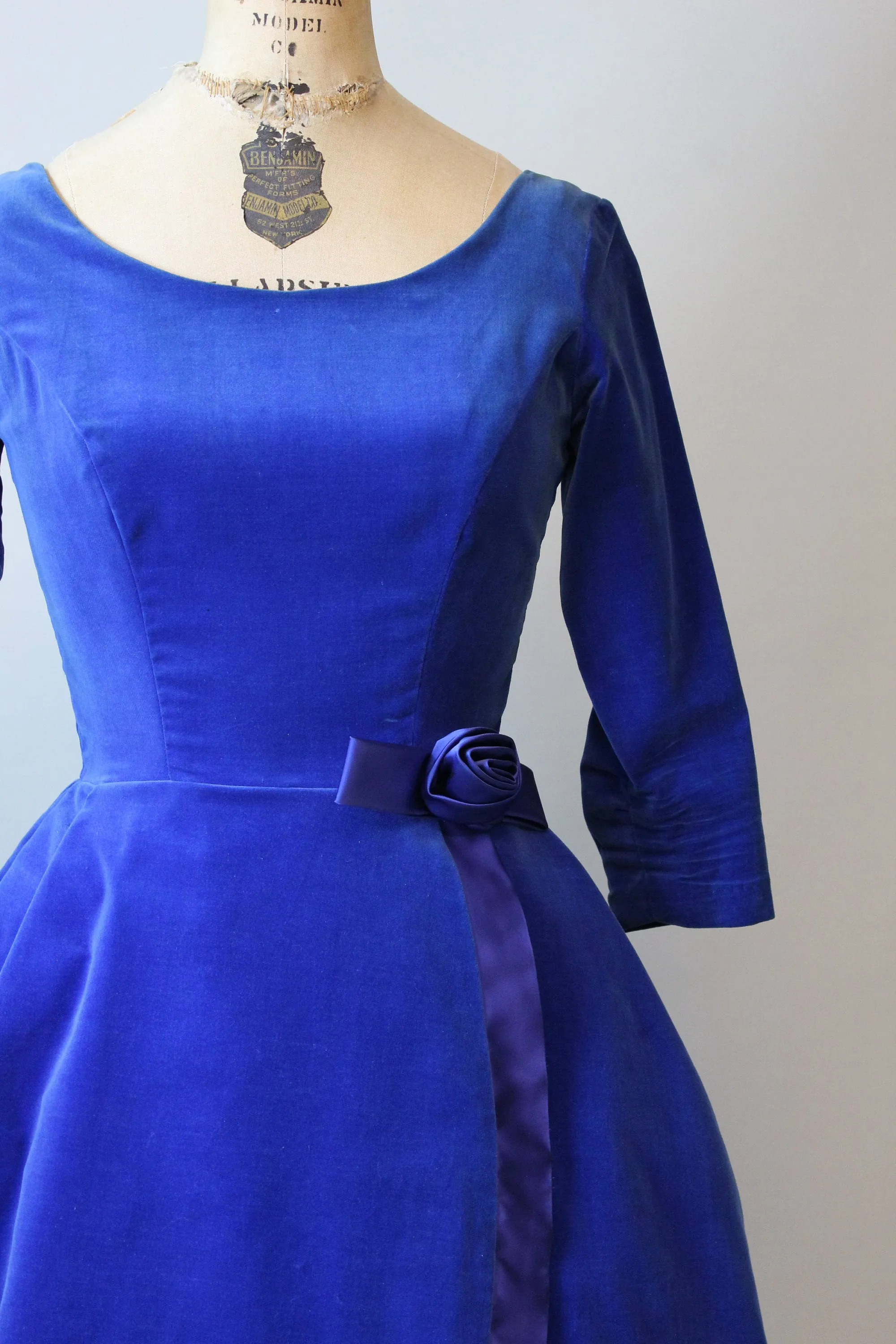 1950s COBALT velvet cocktail dress xs | new fall