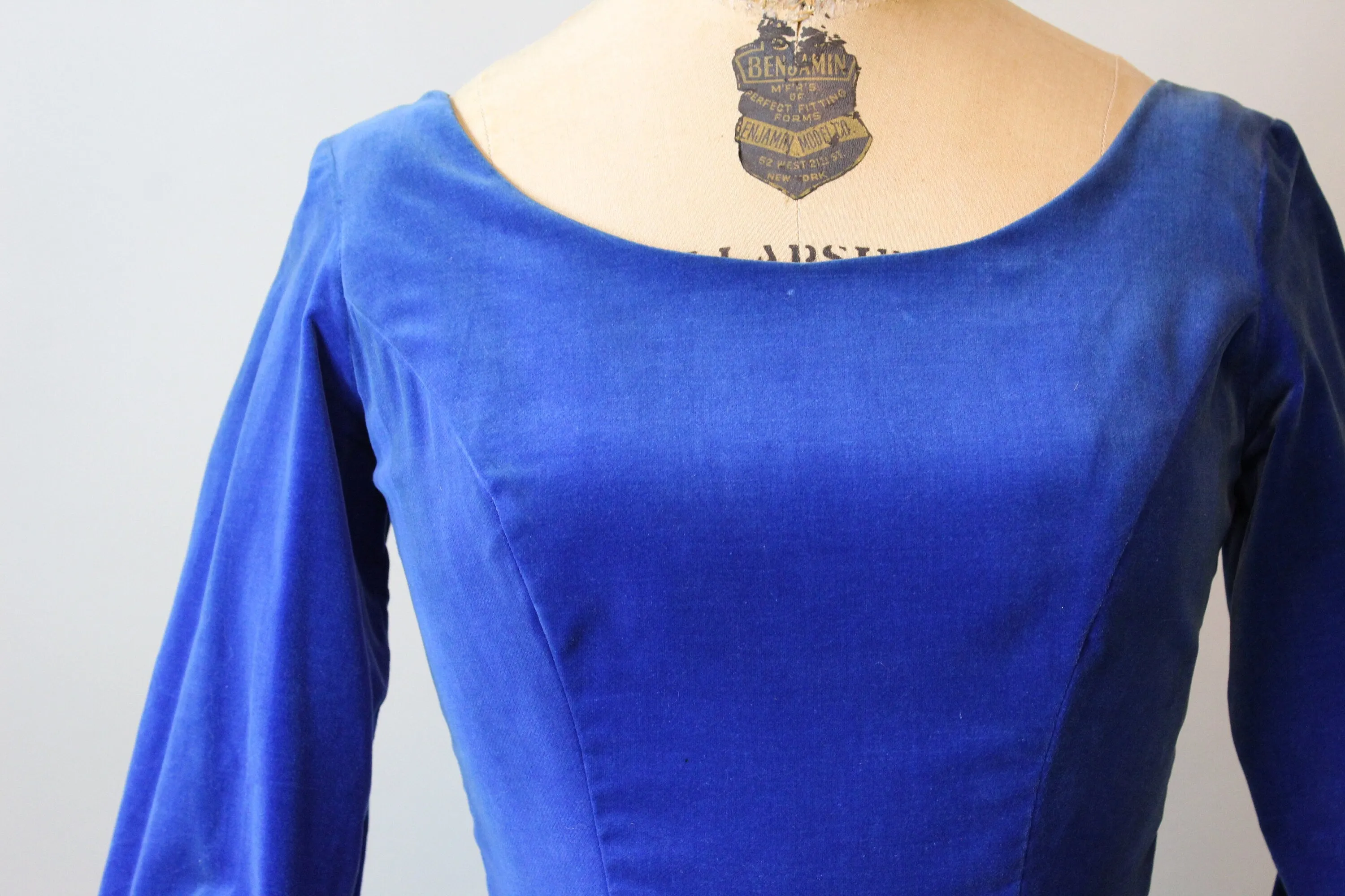 1950s COBALT velvet cocktail dress xs | new fall
