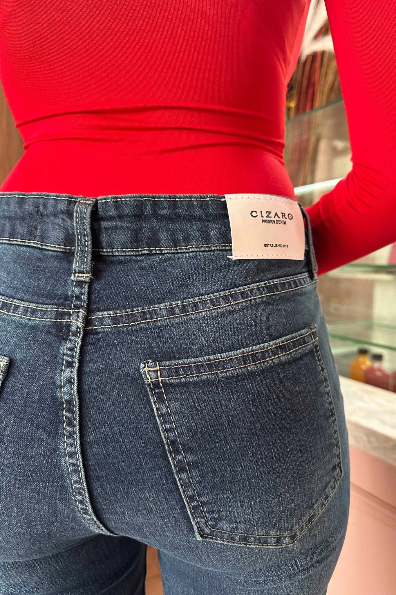 Flare - High-Waist Dark Blue Jeans