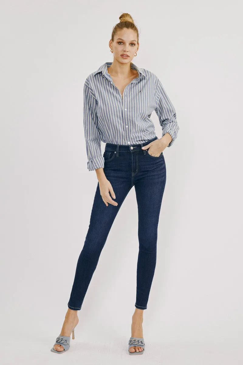 KanCan Mid Rise Basic Super Skinny. Fall Clearance!