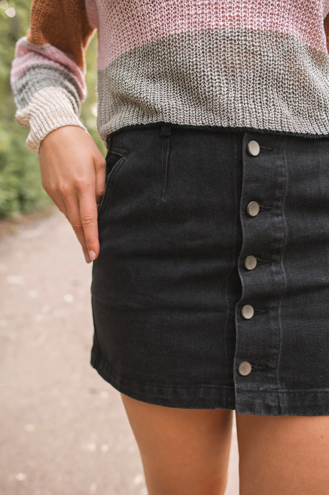 MISFIT ITEM - The Addy Washed Black Denim Skirt by Saltwater Luxe // Size M