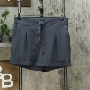 MPG Mondetta Performance Gear Women's Pleated Cuffed Travel Shorts