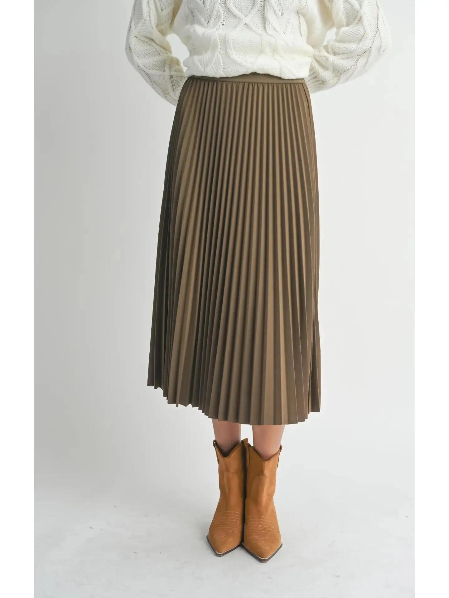 Pleated Midi Skirt {Brown}