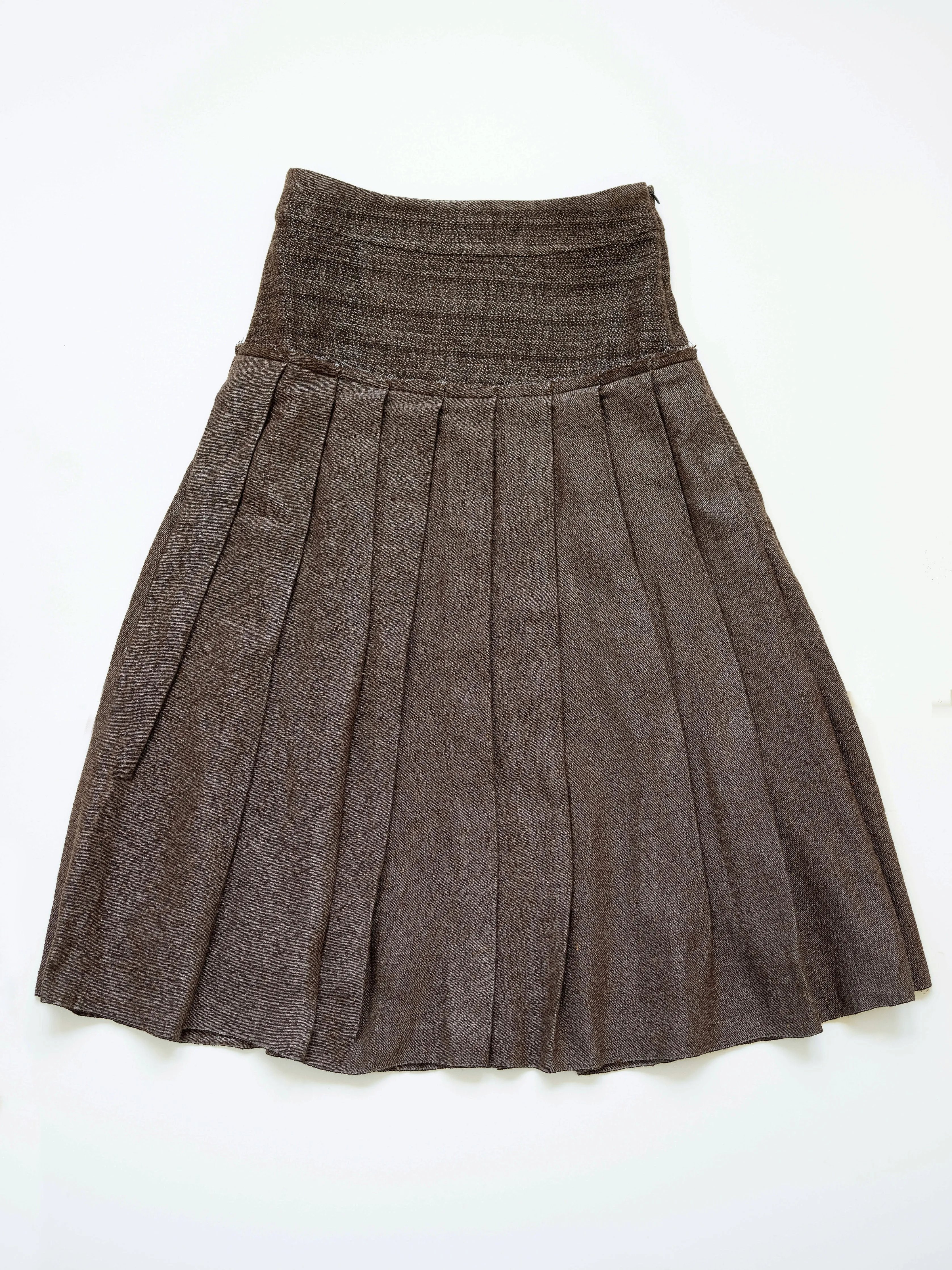 Pleated Skirt in Wool