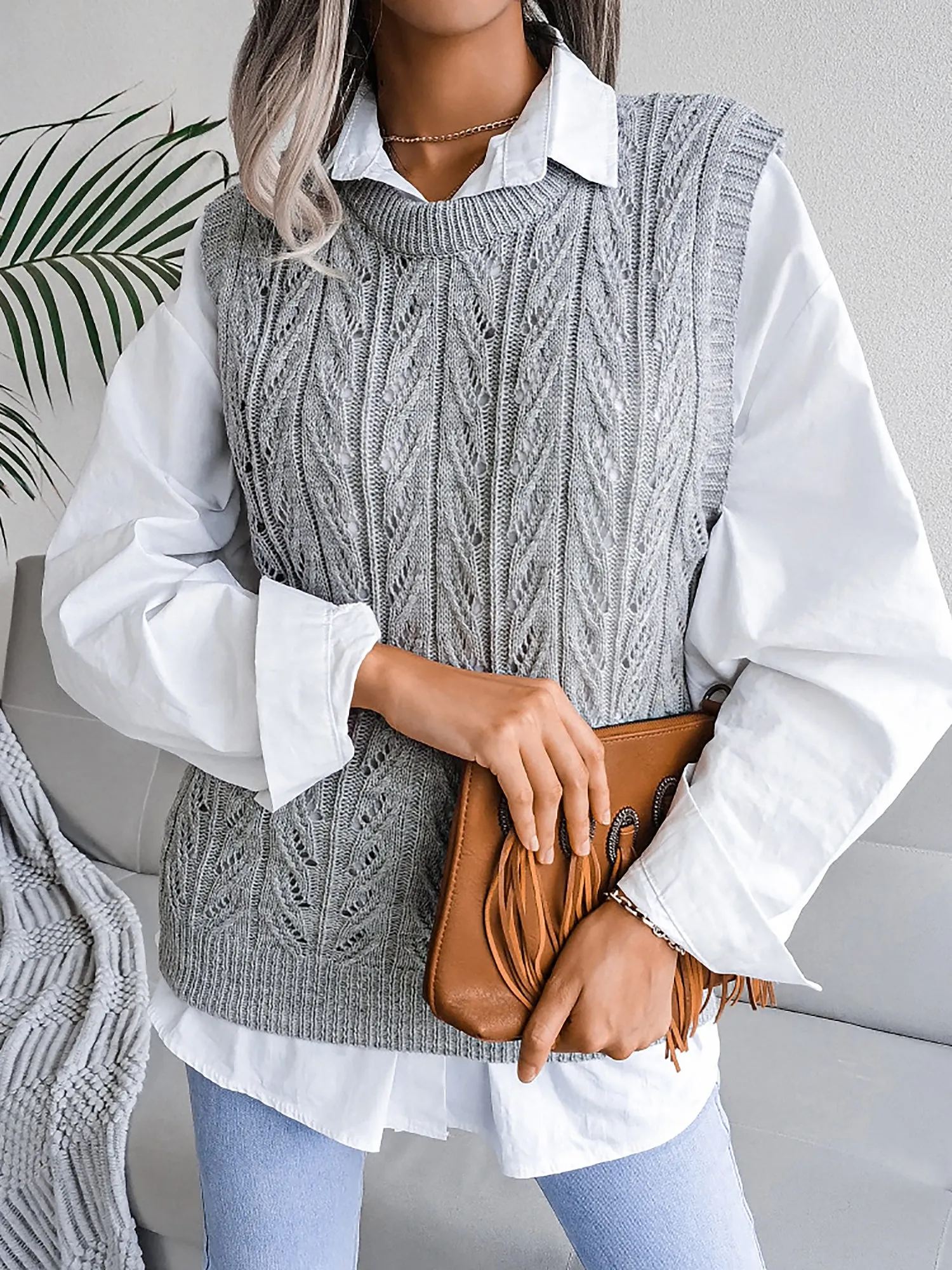 Round Neck Casual Knitted Solid Color Sweater Vest
