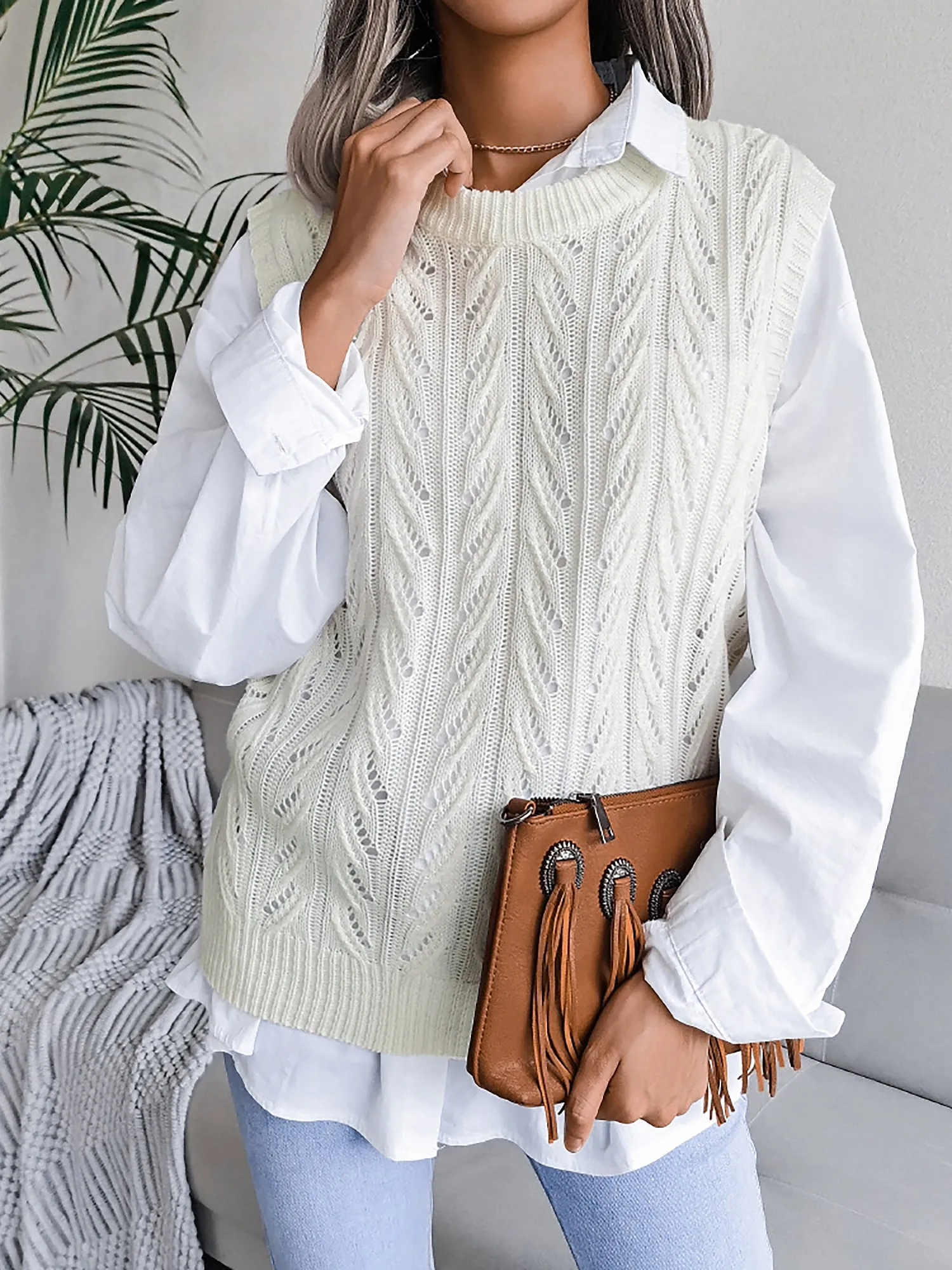 Round Neck Casual Knitted Solid Color Sweater Vest