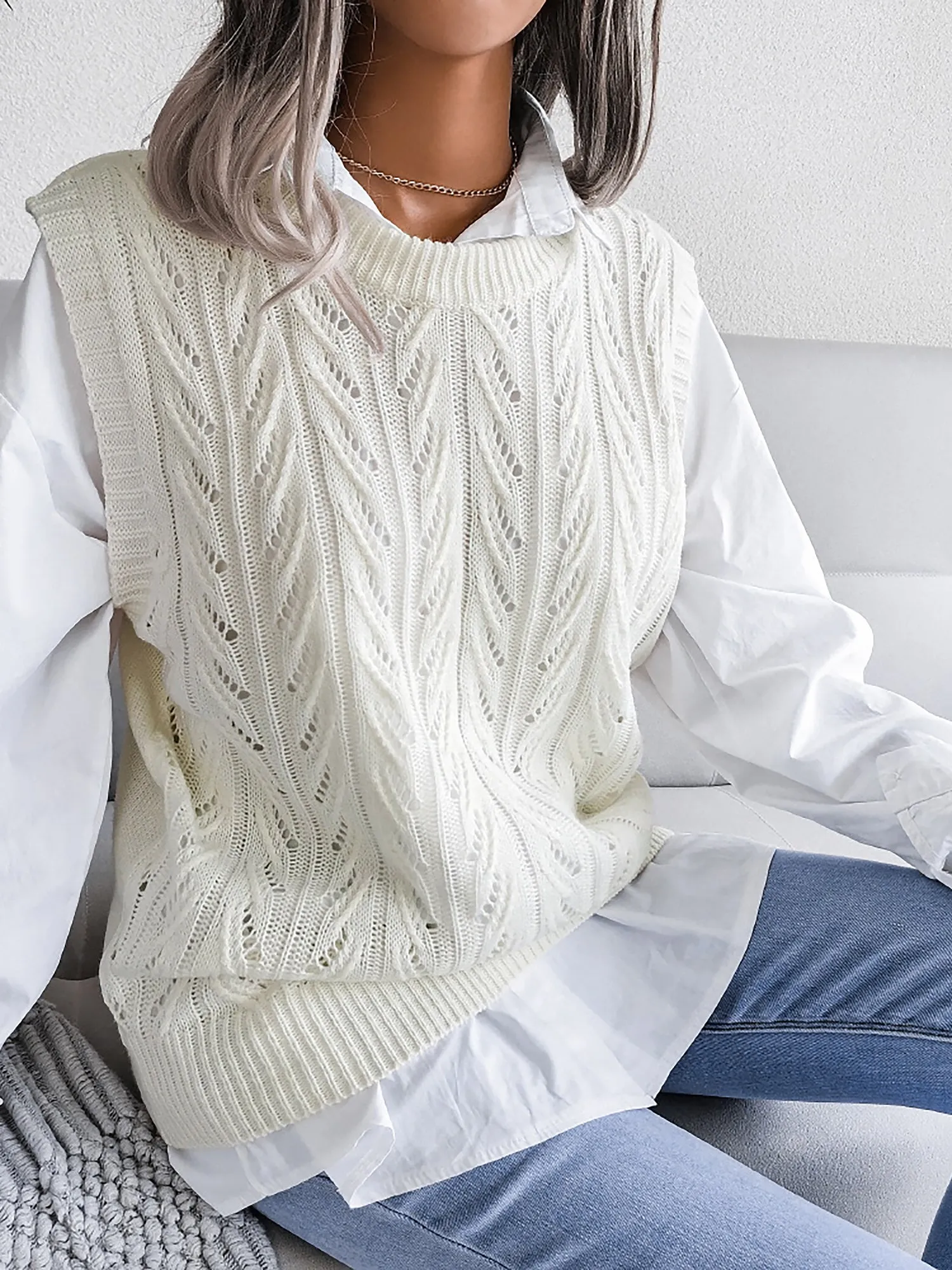 Round Neck Casual Knitted Solid Color Sweater Vest