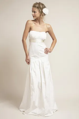 SH6260 Classic Fitted Strapless Wedding Dress