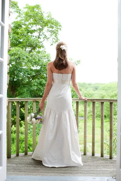 SH6260 Classic Fitted Strapless Wedding Dress