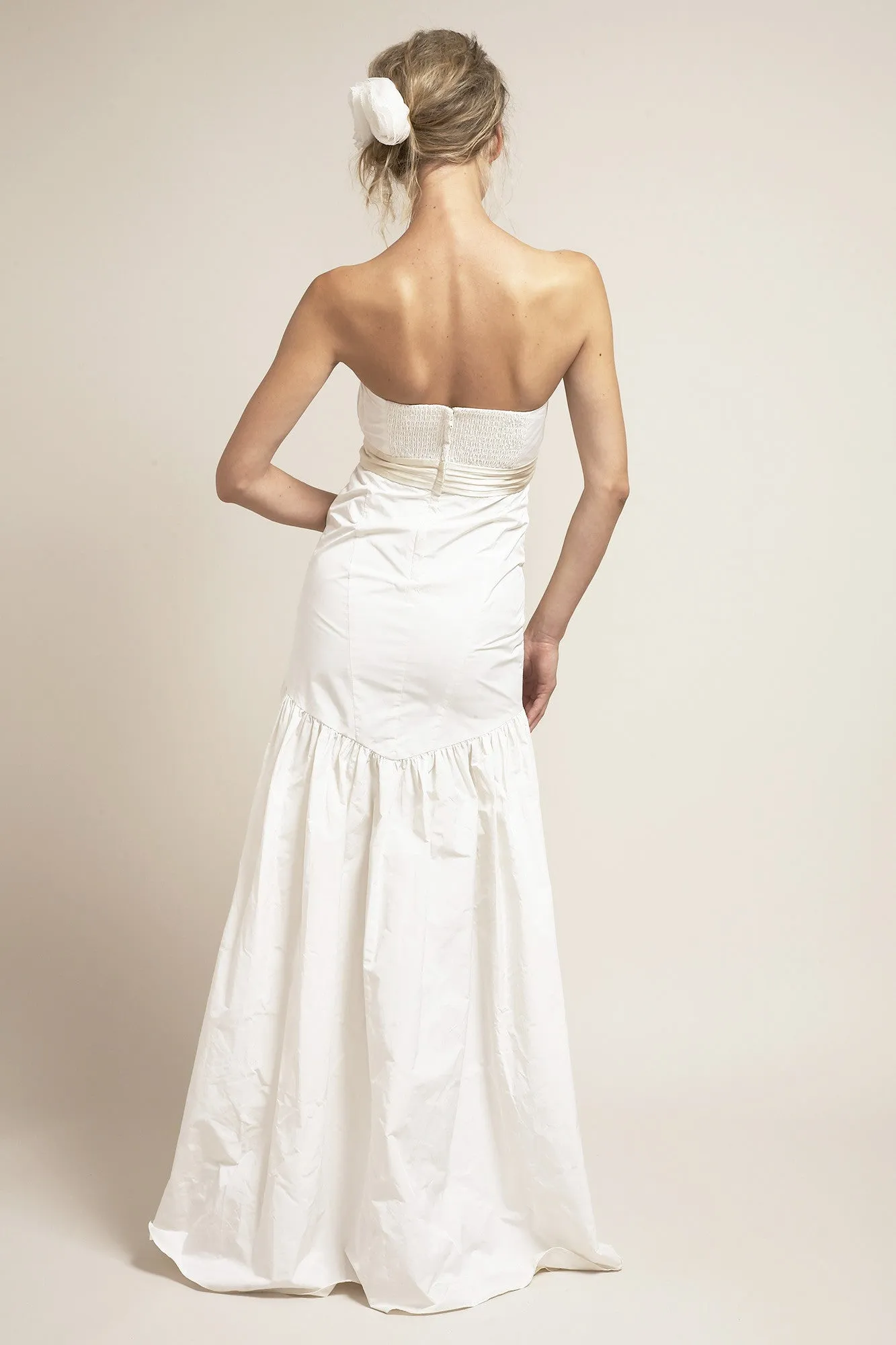 SH6260 Classic Fitted Strapless Wedding Dress