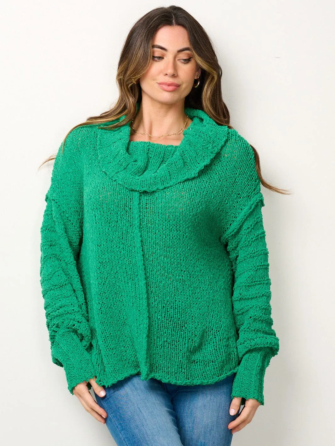 WOMEN'S LONG SLEEVE TURTLE NECK KNITTED SWEATER