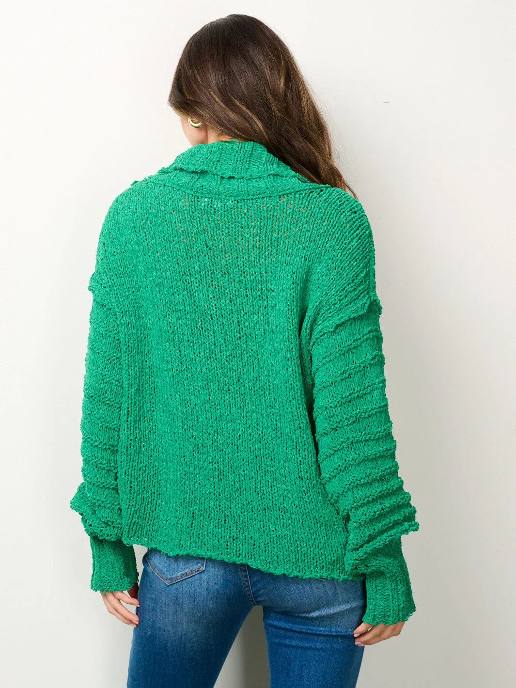 WOMEN'S LONG SLEEVE TURTLE NECK KNITTED SWEATER