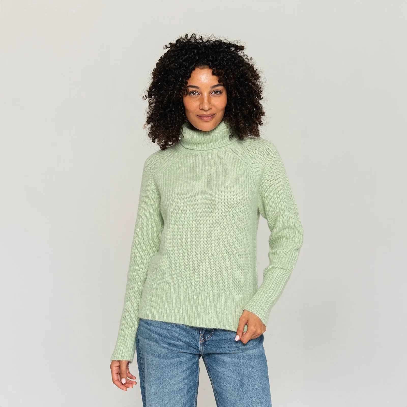 Women's Ribbed Turtleneck Sweater