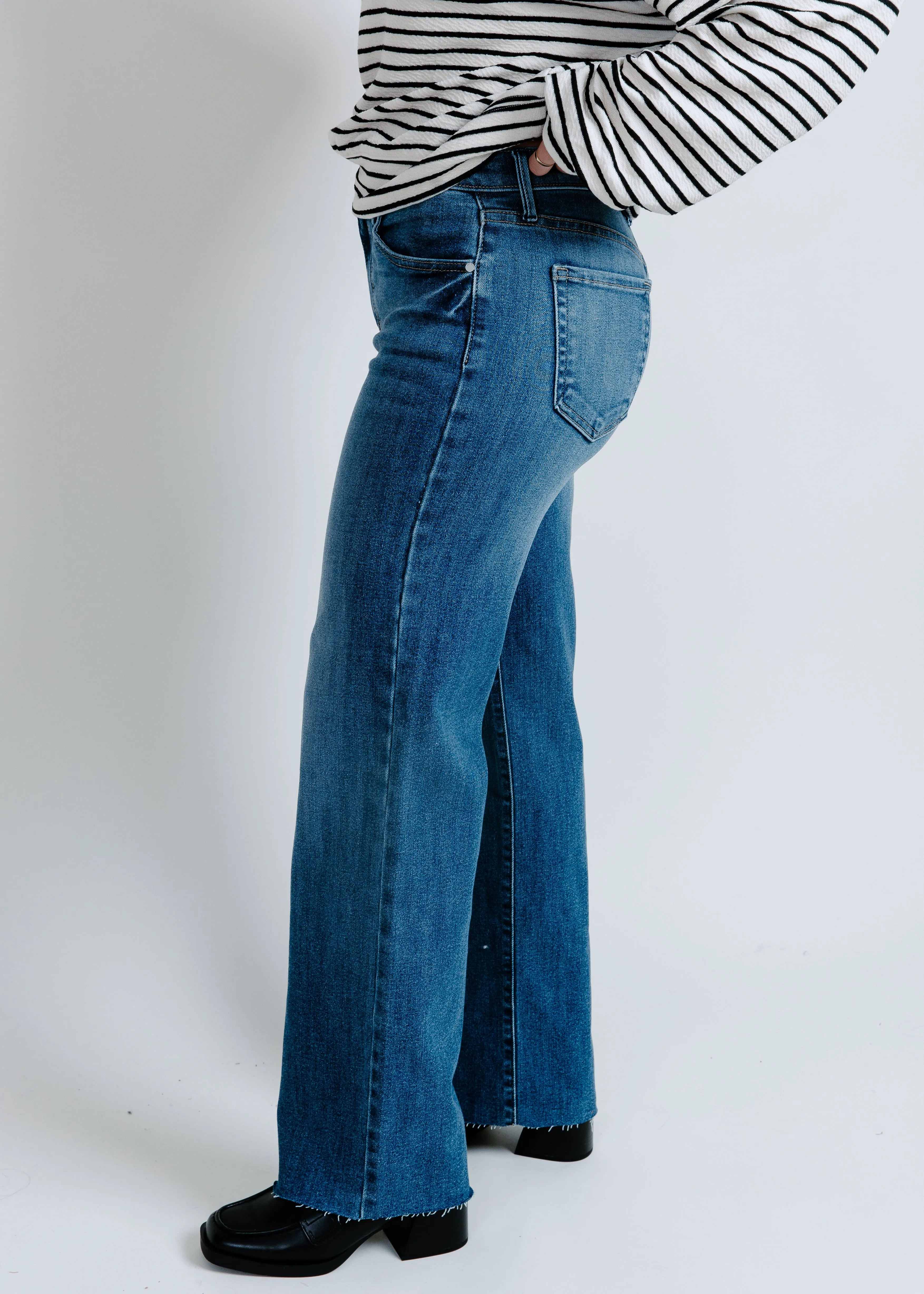 Wrenley Slim Palazzo Scissor Cut - Medium Wash