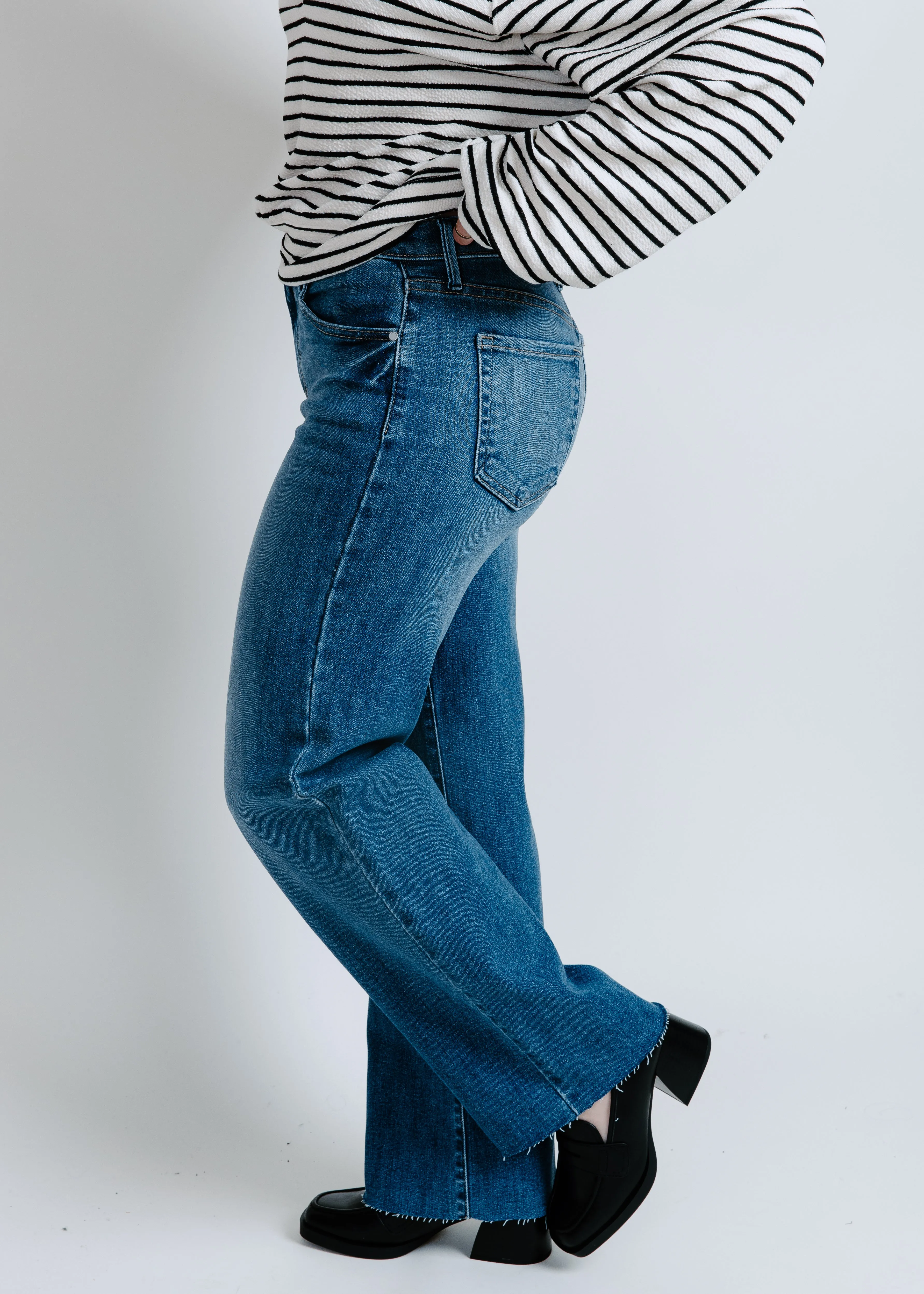 Wrenley Slim Palazzo Scissor Cut - Medium Wash